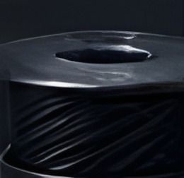 Bobina de filamento con fibra de carbono